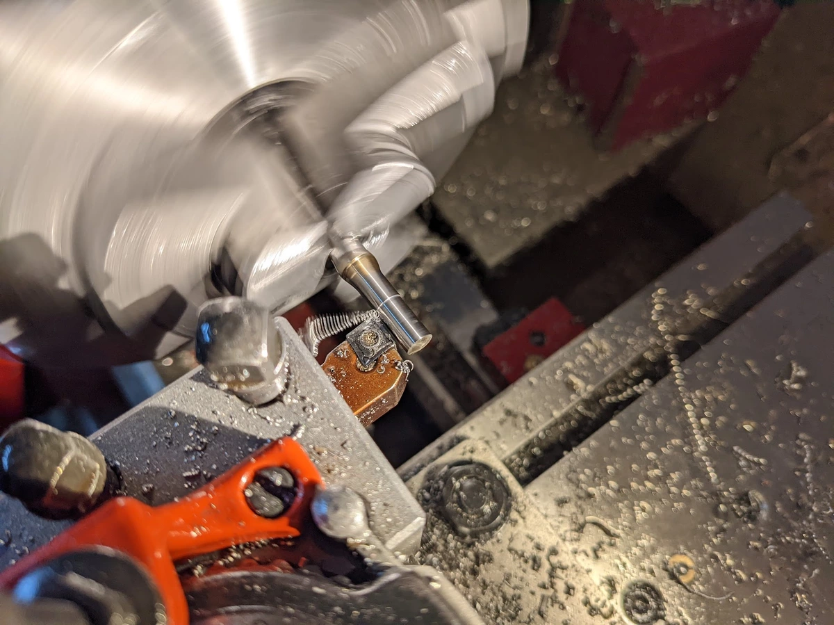 Boring the magnet mount